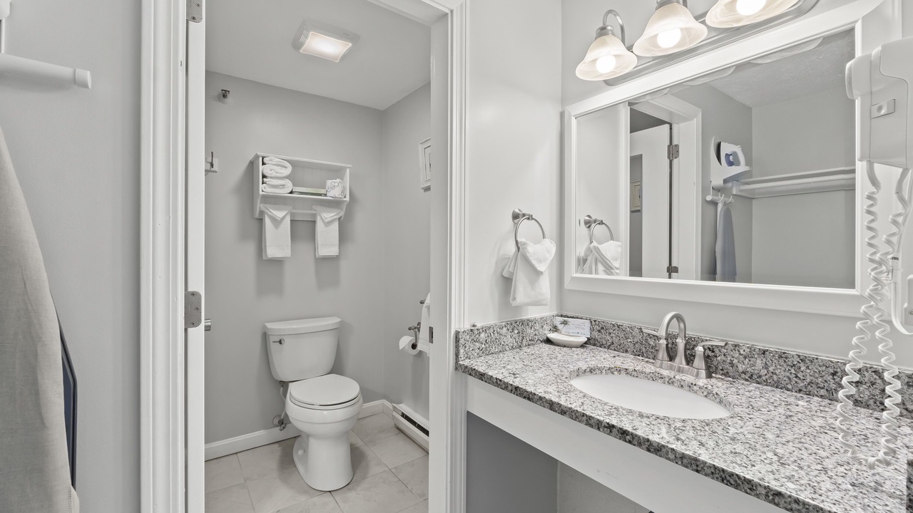 Photo of Bathroom in Ogunquit - Wells