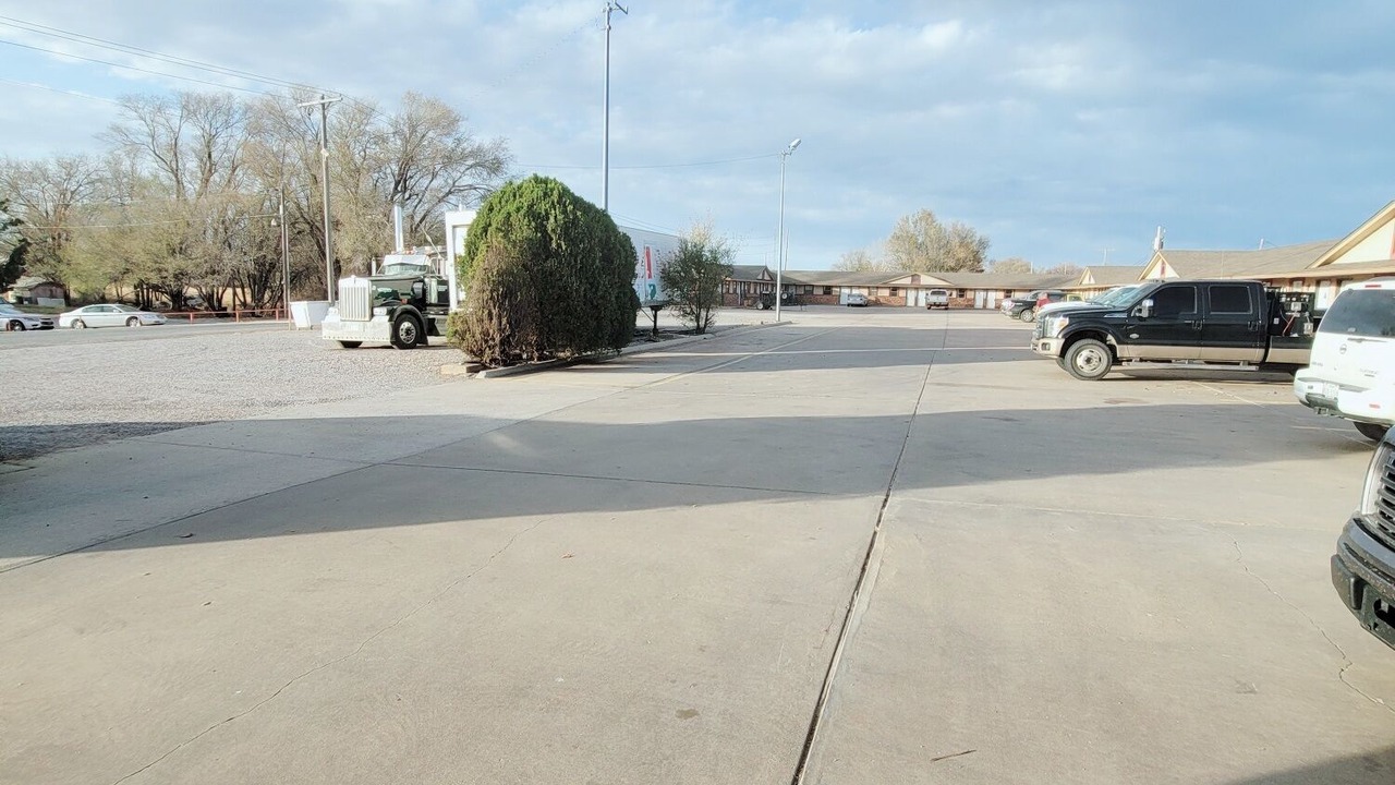 Photo of Others in Alva