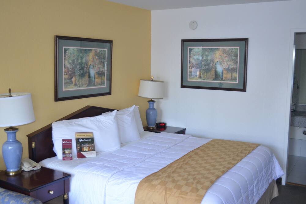 Photo of Bedroom in Manassas
