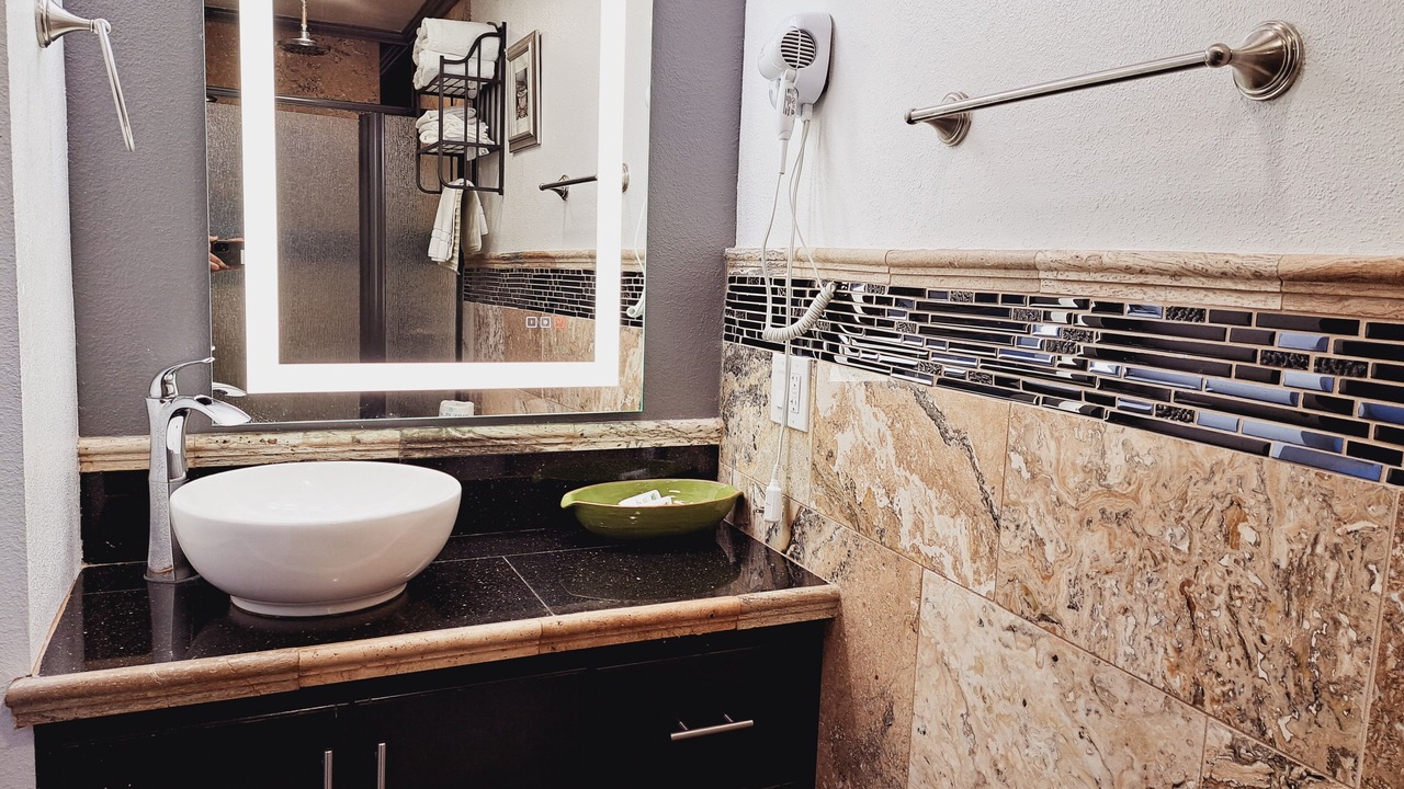 Photo of Bathroom in Orchard District