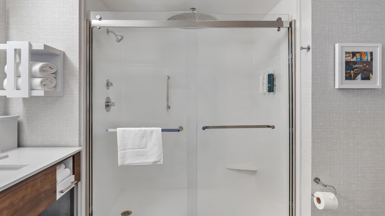 Photo of Bathroom in Lathrop