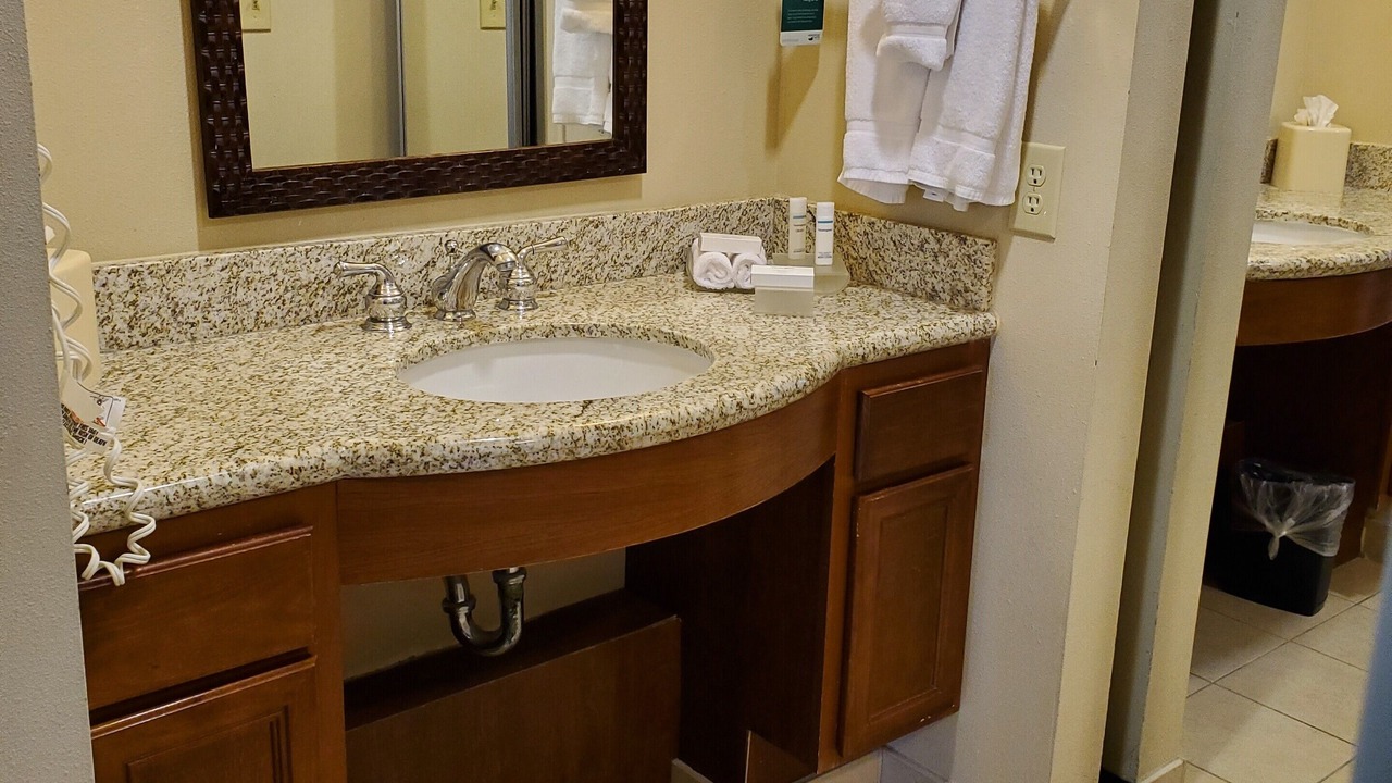 Photo of Bathroom in Bonanza
