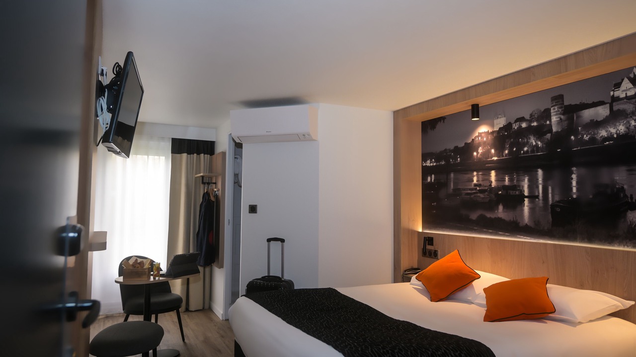 Photo of Bedroom in Roseraie - Orgemont