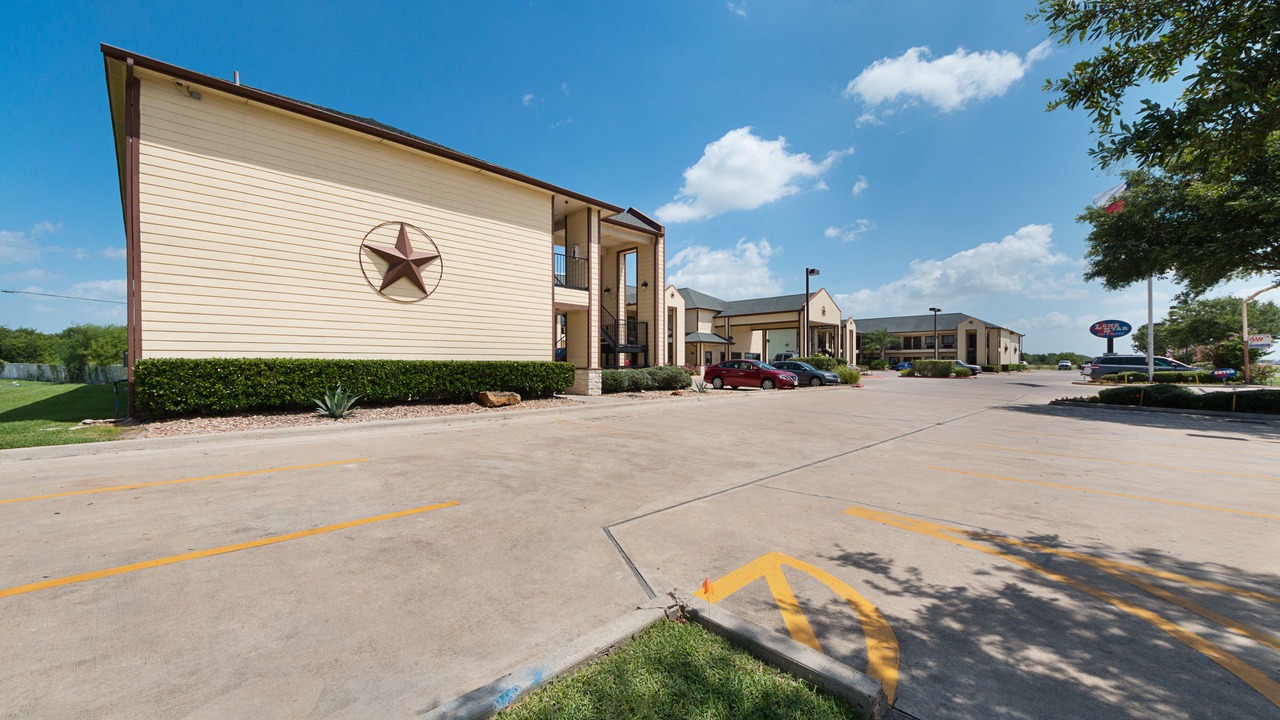 Photo of Outdoor in Victoria