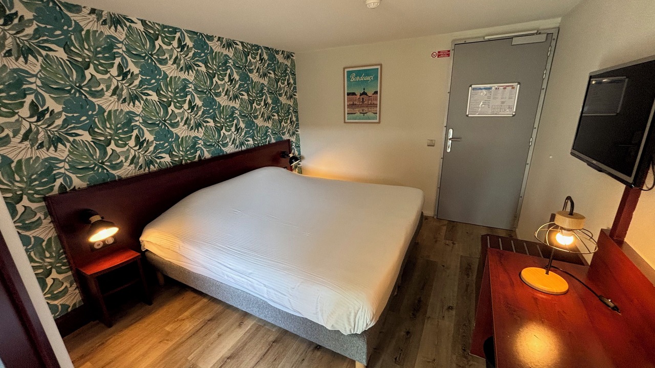 Photo of Bedroom in Lormont