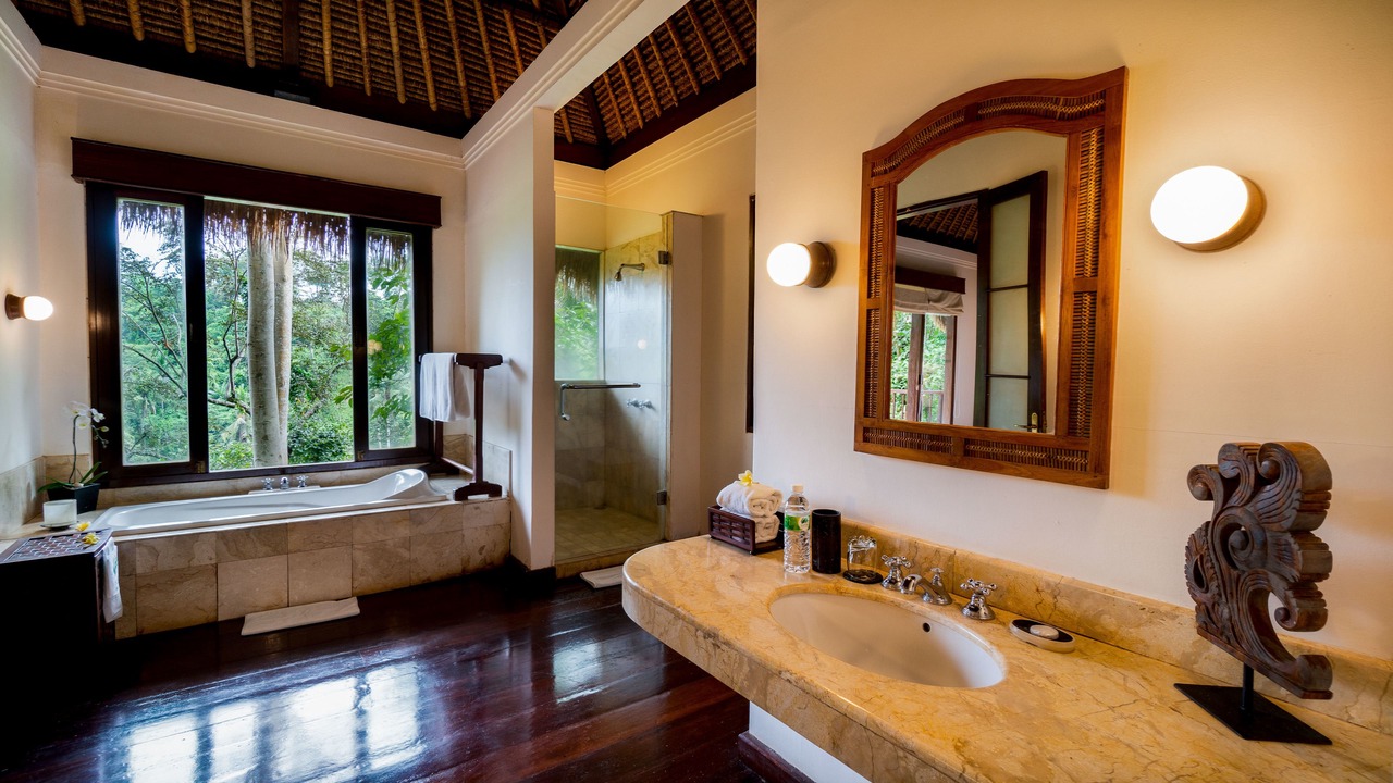 Photo of Bathroom in Petulu