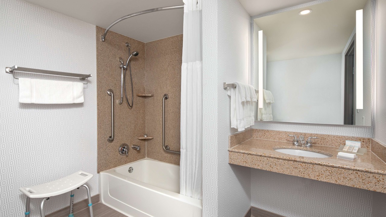 Photo of Bathroom in Goffs