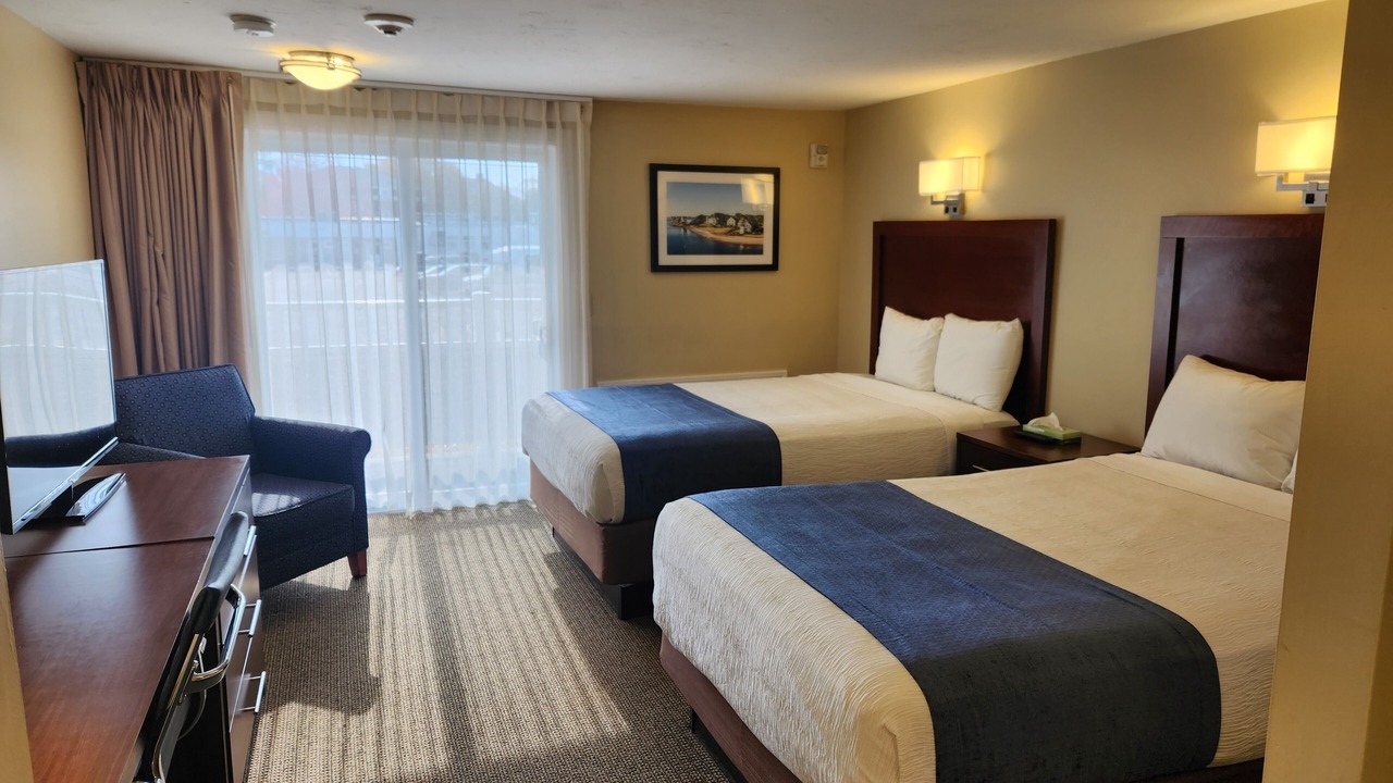 Photo of Others in Hyannis