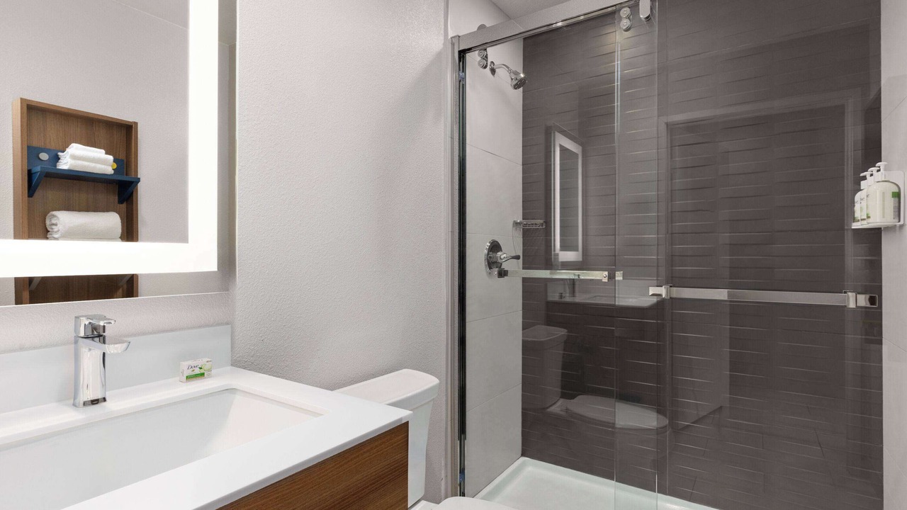 Photo of Others in Tracy