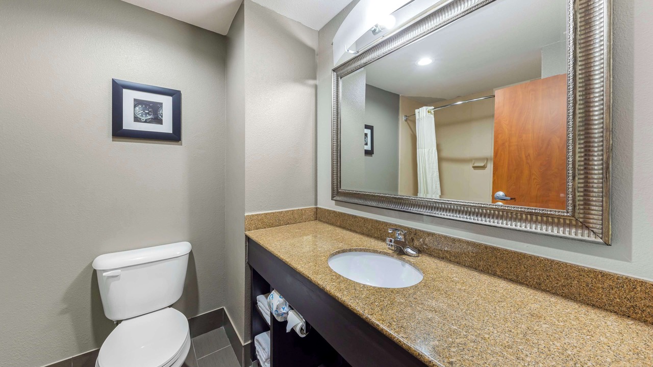 Photo of Bathroom in Midwest City
