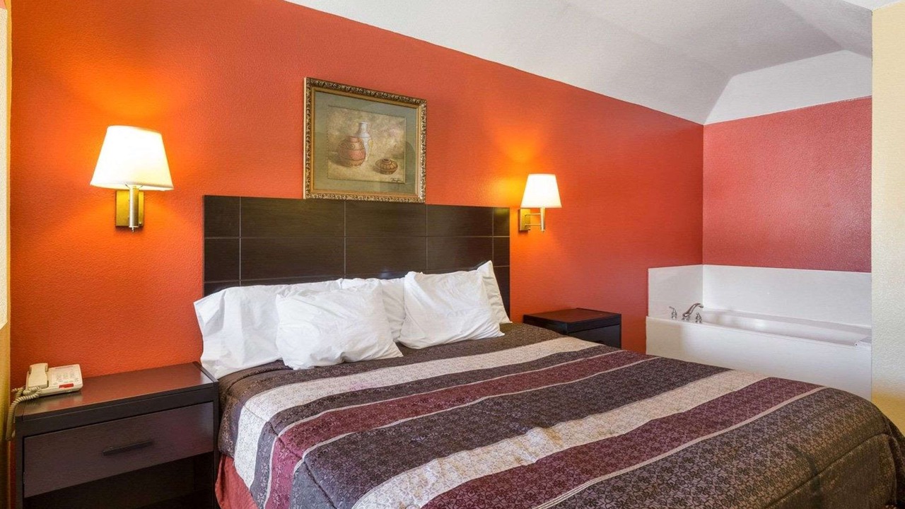 Photo of Bedroom in FM 1960