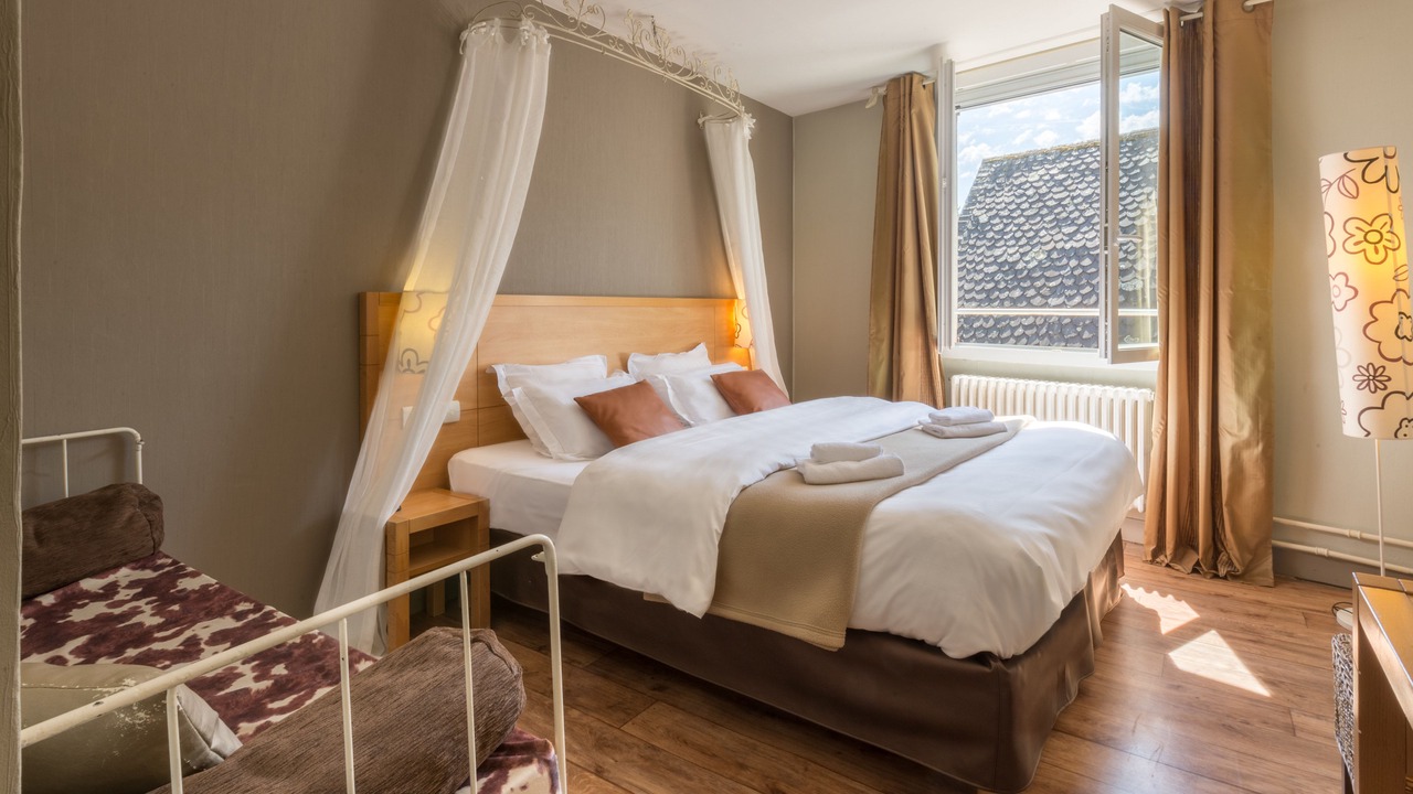 Photo of Bedroom in Beaulieu-sur-Dordogne