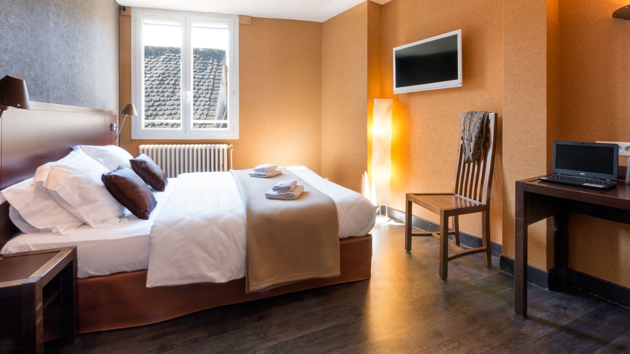 Photo of Bedroom in Beaulieu-sur-Dordogne