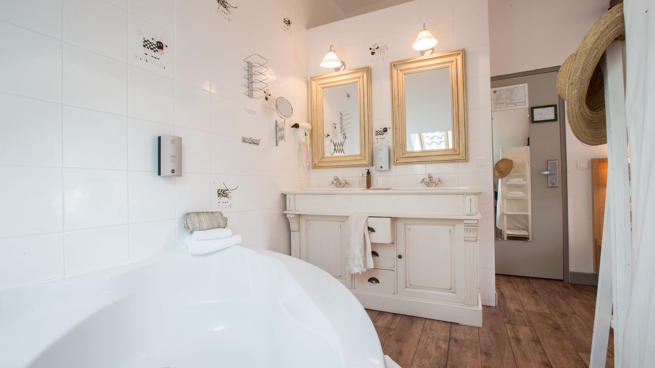 Photo of Bedroom in Beaulieu-sur-Dordogne