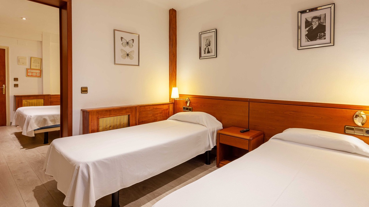 Photo of Bedroom in Figueres