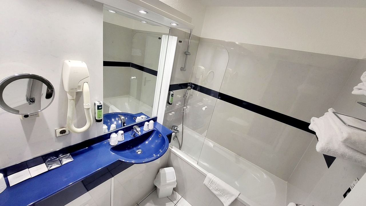 Photo of Bathroom in Marmande