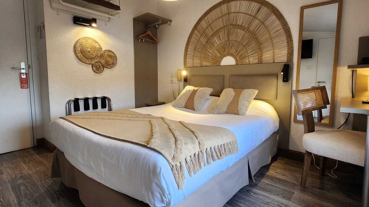 Photo of Bedroom in Cognac