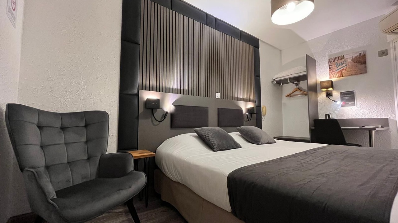 Photo of Bedroom in Cognac