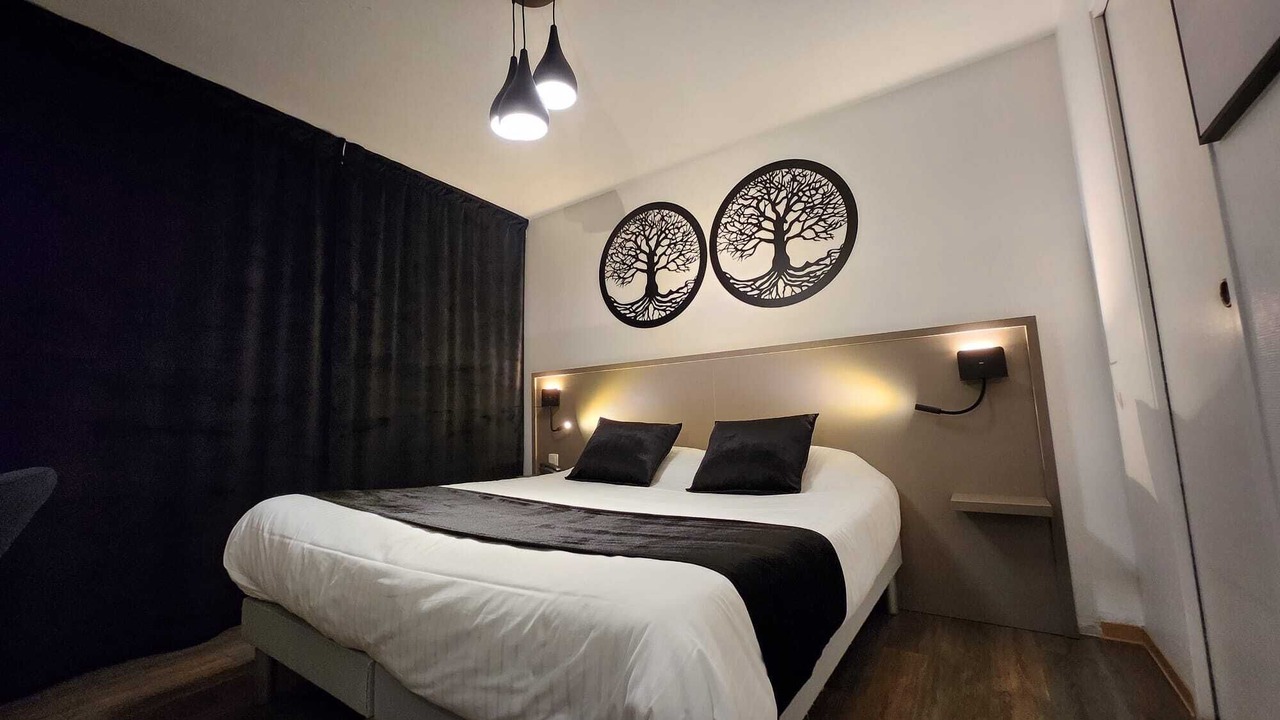 Photo of Bedroom in Cognac