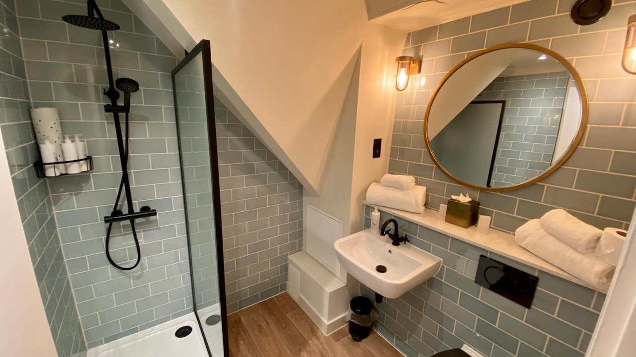 Photo of Others in Carshalton Central