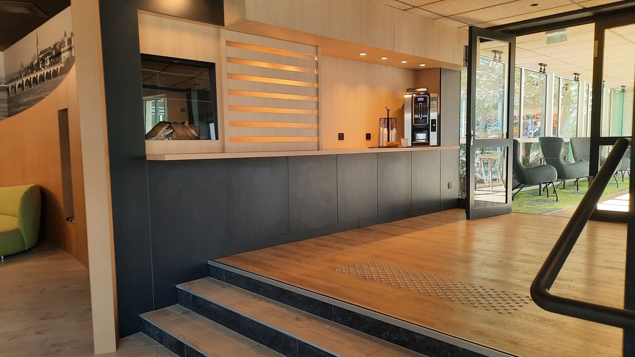 Photo of Others in Flace