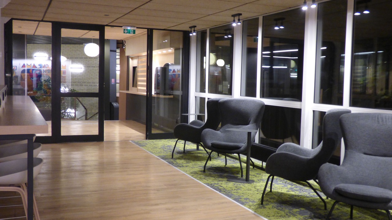 Photo of Others in Flace