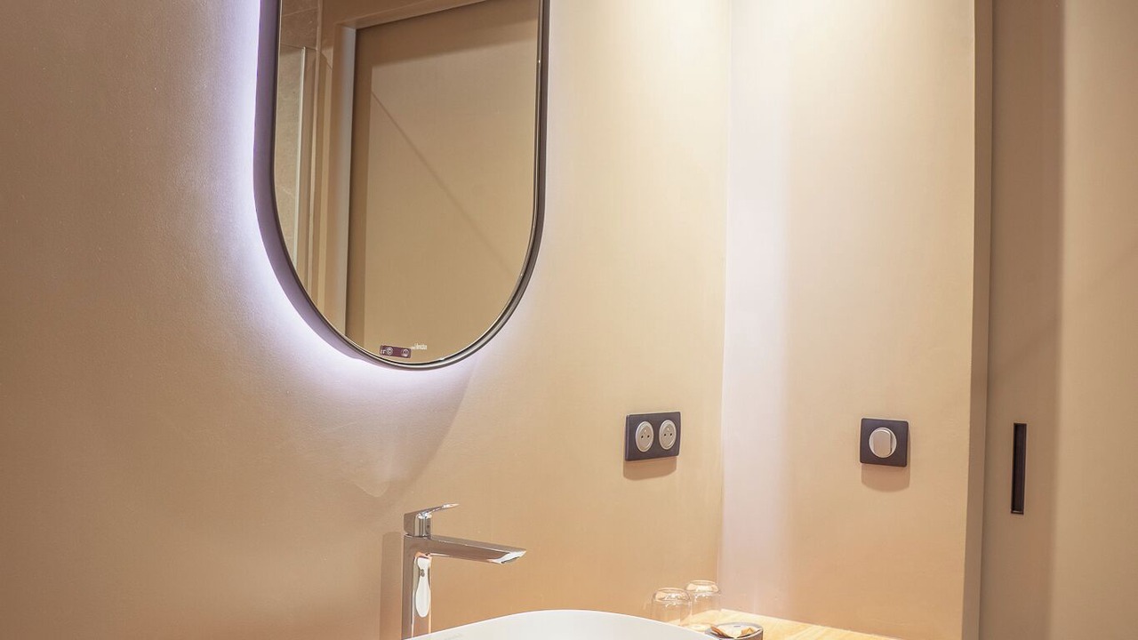 Photo of Bathroom in Nazelles-Negron