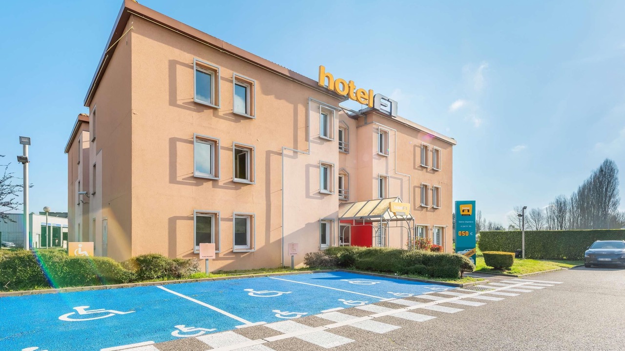 Photo of Outdoor in L'Isle-d'Abeau