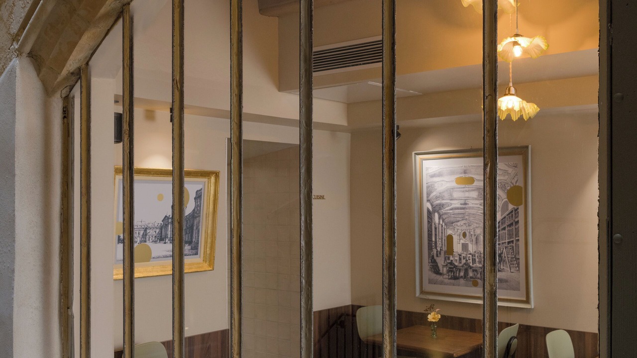 Photo of Others in Old Lyon