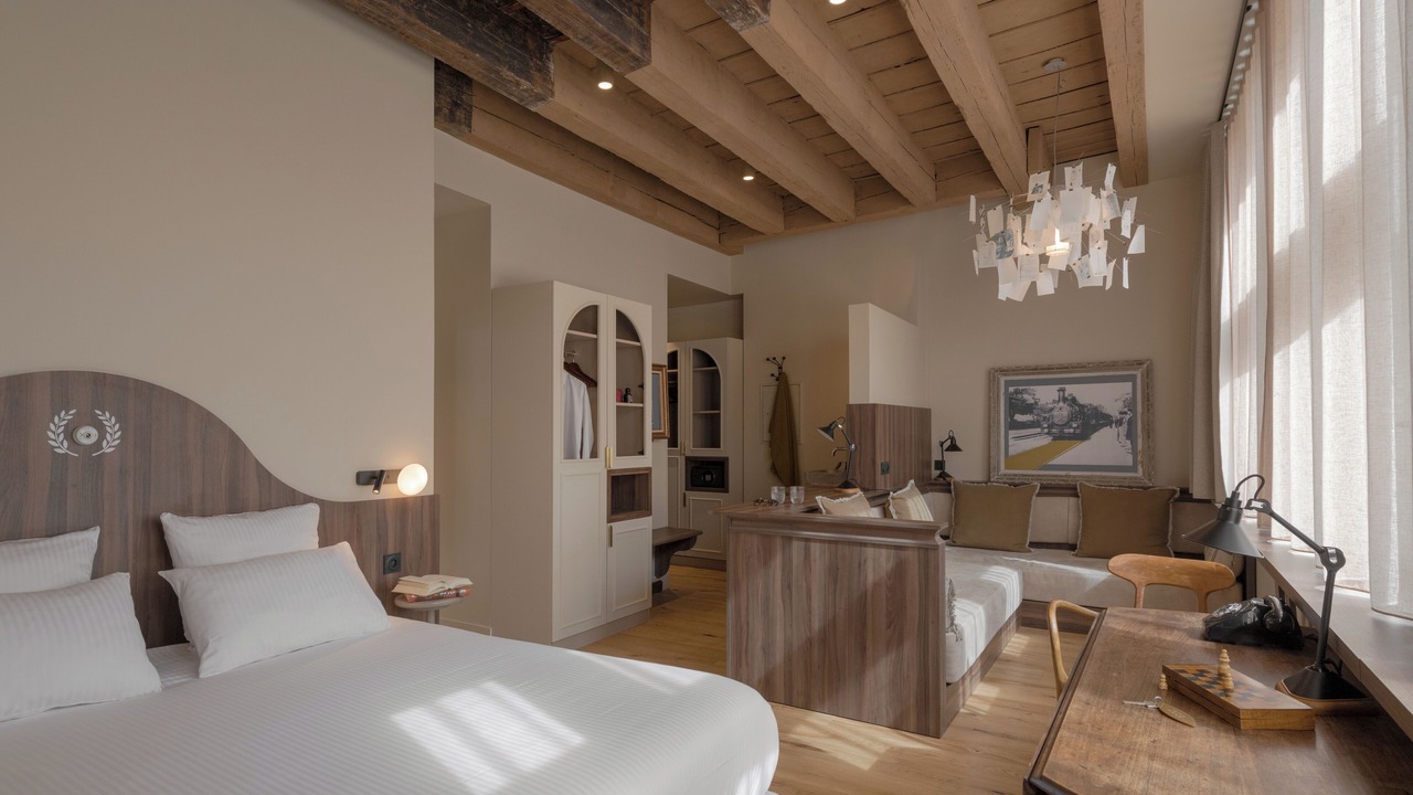 Photo of Others in Old Lyon