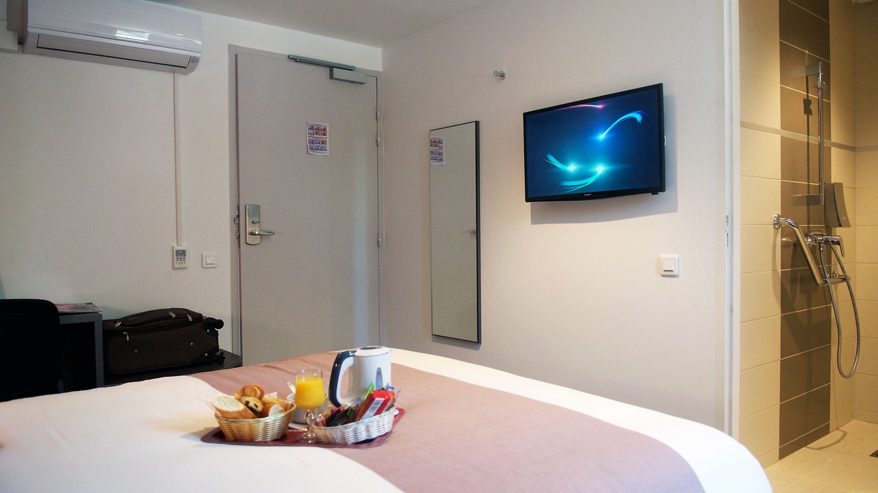 Photo of Bedroom in Hopitaux-Facultes