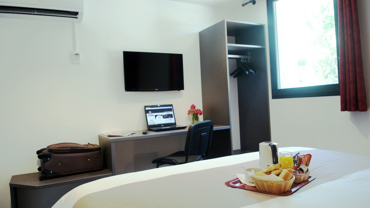 Photo of Bedroom in Hopitaux-Facultes
