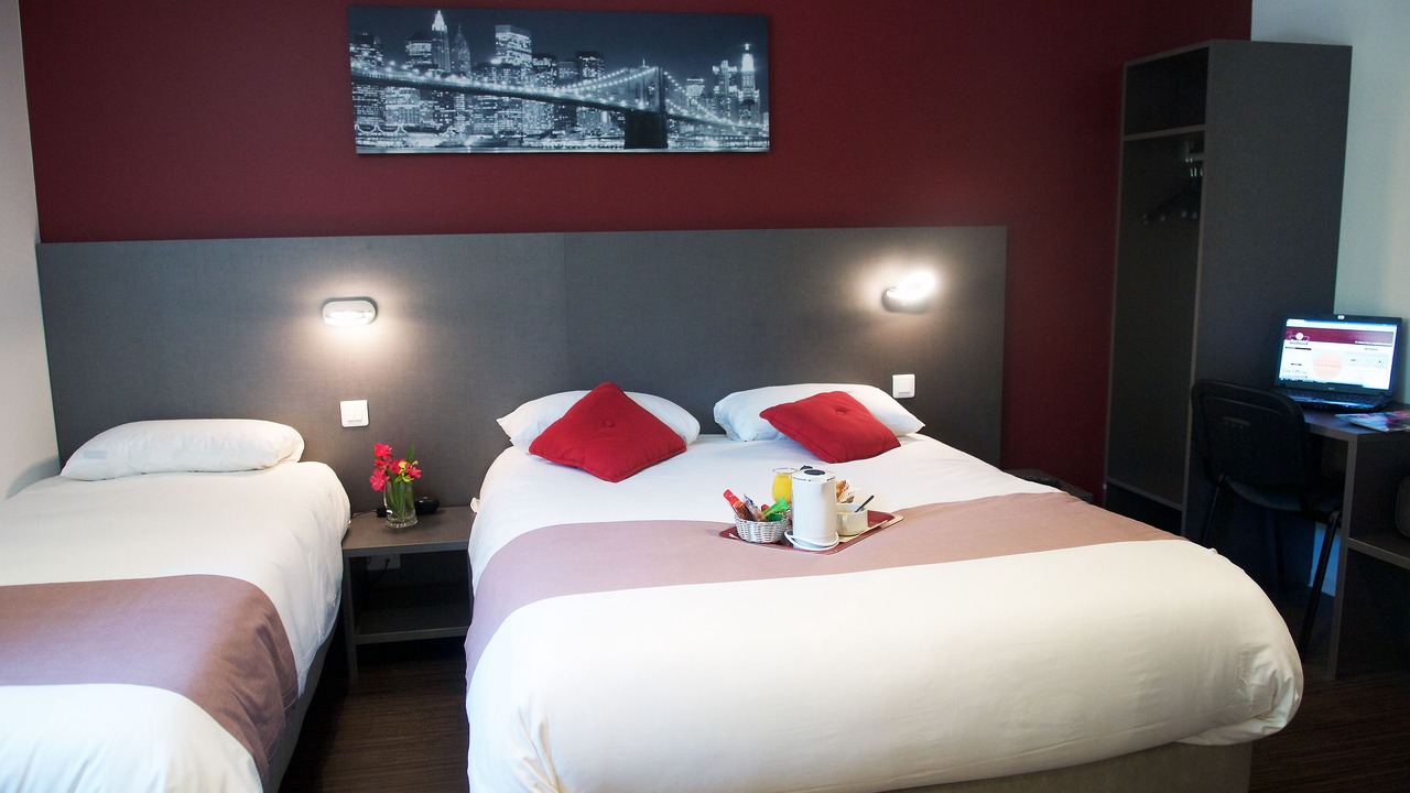 Photo of Bedroom in Hopitaux-Facultes