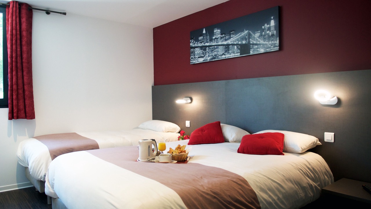 Photo of Bedroom in Hopitaux-Facultes