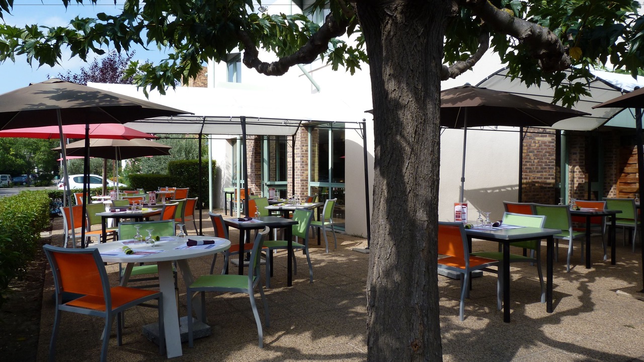 Photo of Patio Balcony in Hopitaux-Facultes