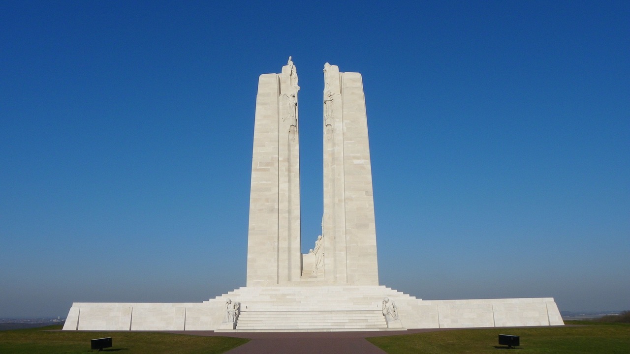 Photo of Others in Arras