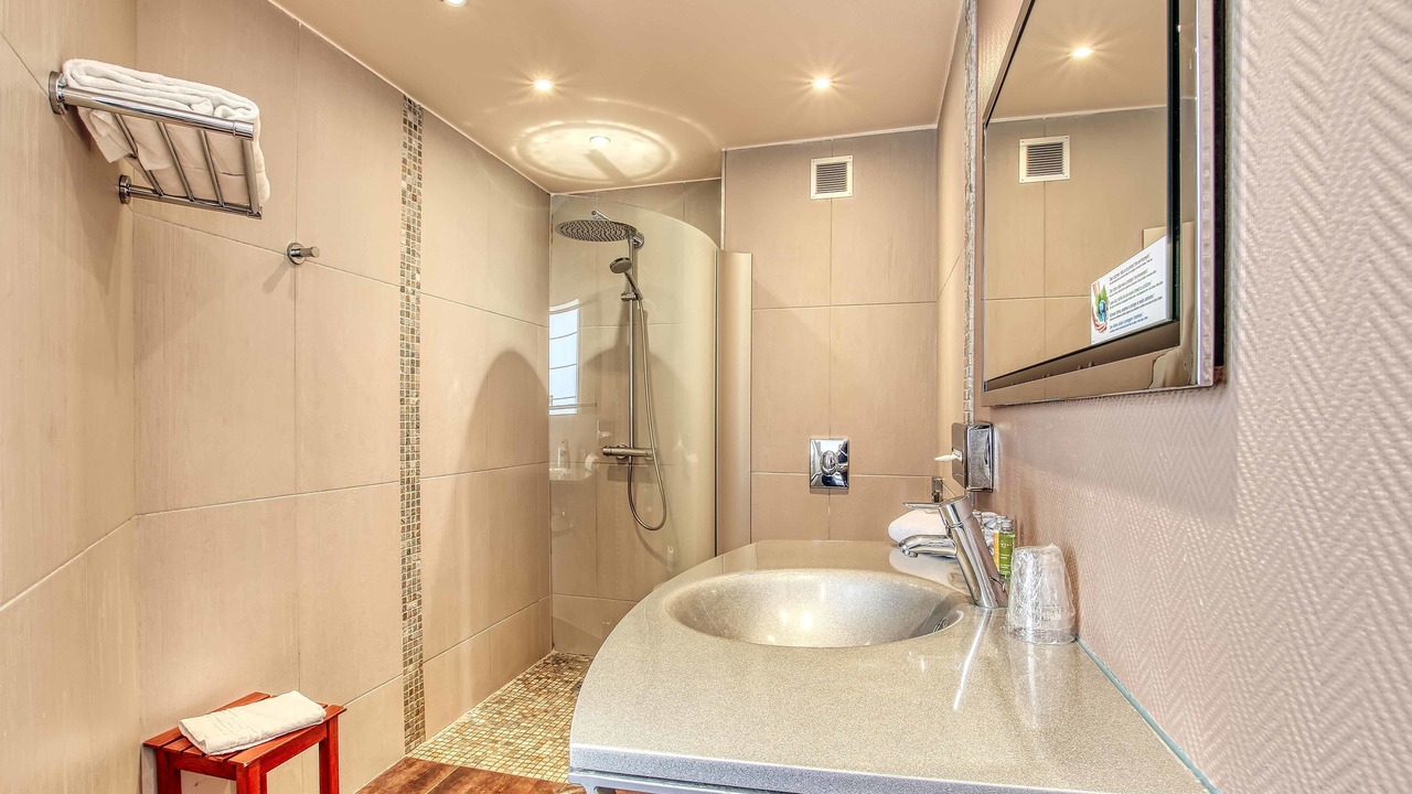 Photo of Bathroom in Haussonville-Blandan-Mon Desert-Saurupt