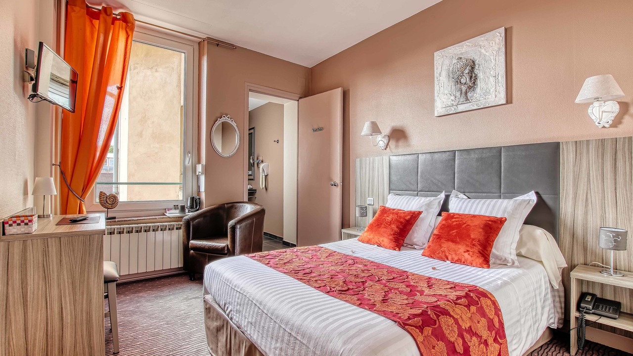 Photo of Bedroom in Haussonville-Blandan-Mon Desert-Saurupt