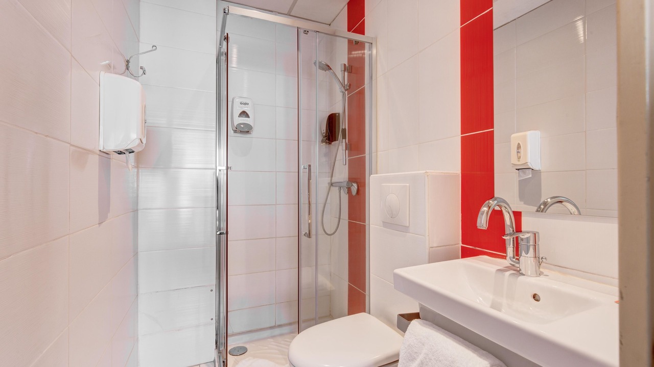 Photo of Bathroom in Colombier - Champ de Mars