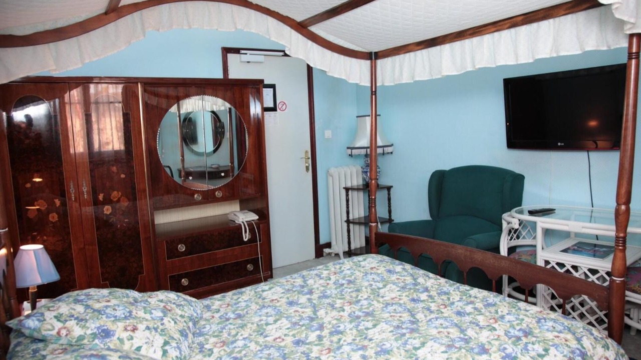 Photo of Bedroom in La Roche-sur-Yon