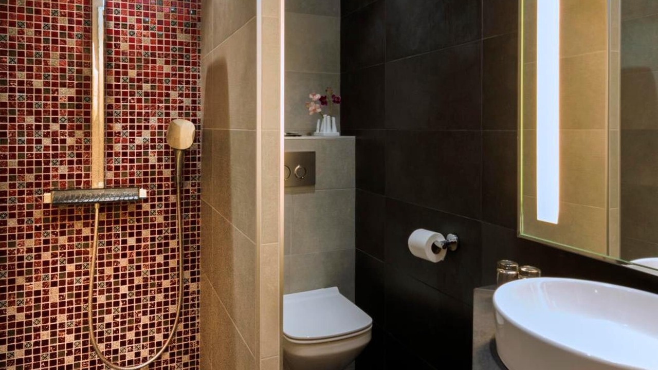 Photo of Bathroom in Dieppe