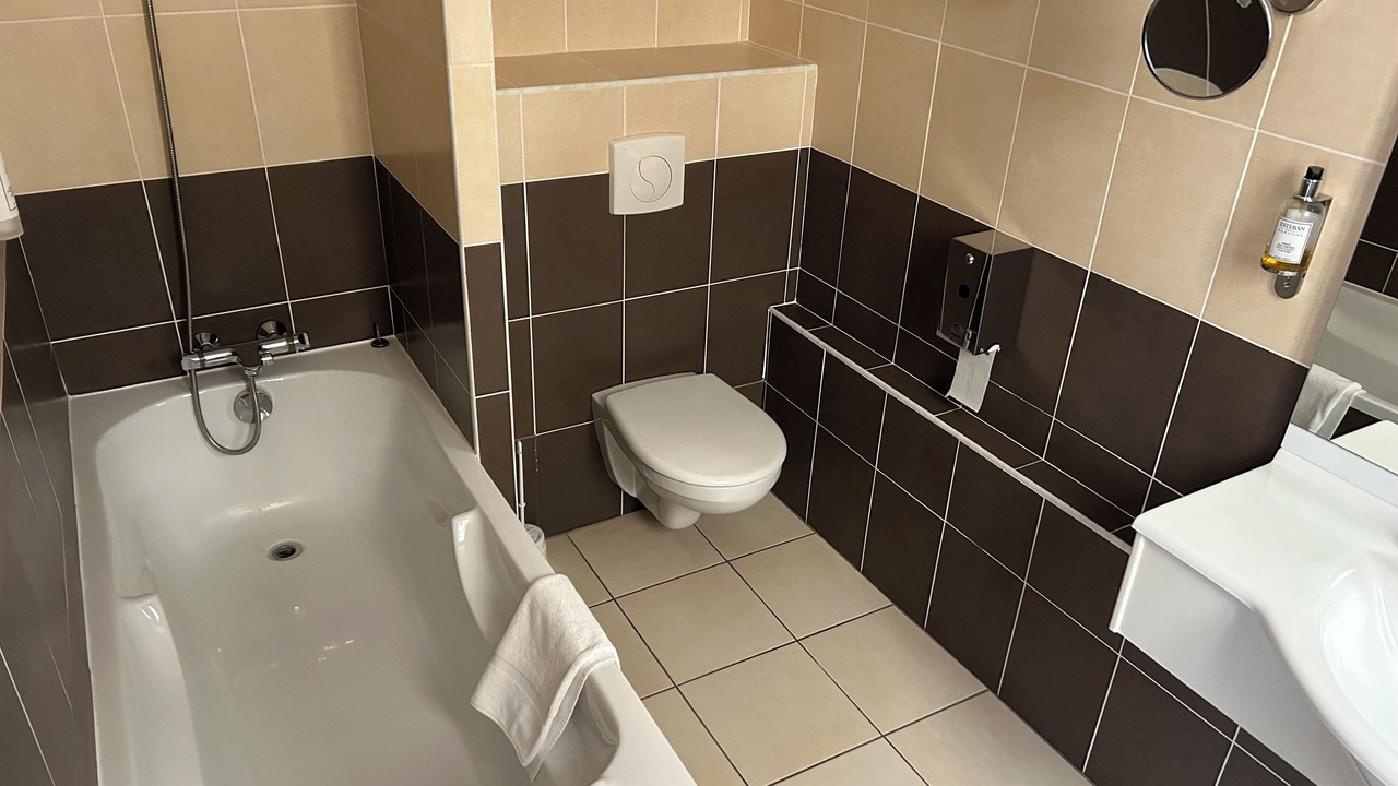 Photo of Bathroom in Dieppe