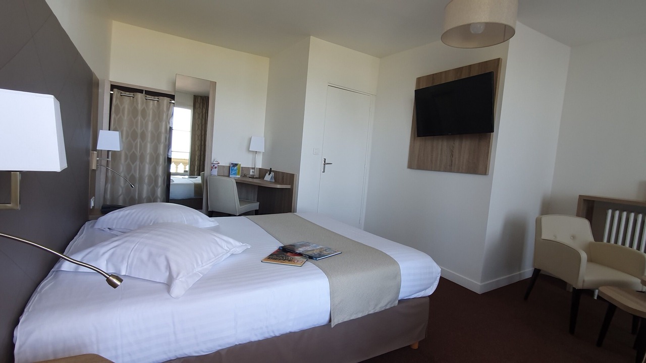 Photo of Bedroom in Dieppe