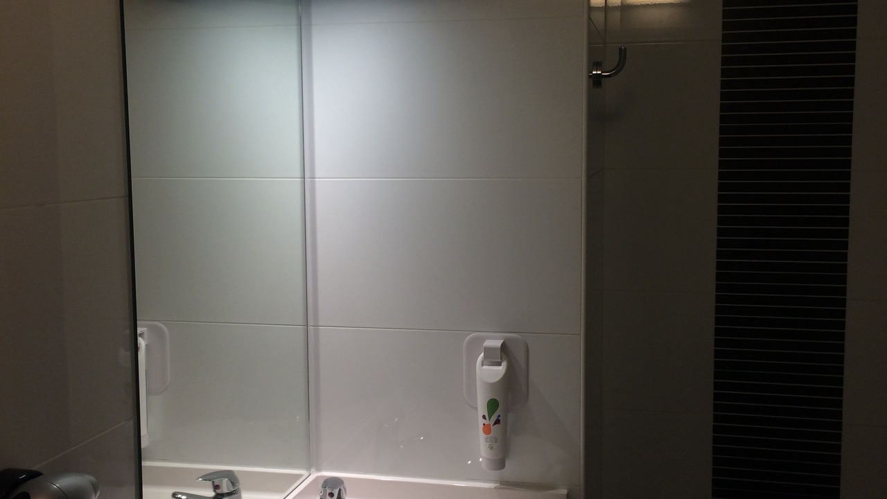 Photo of Bathroom in Val-de-Reuil