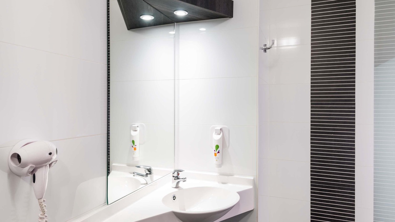 Photo of Bedroom in Val-de-Reuil