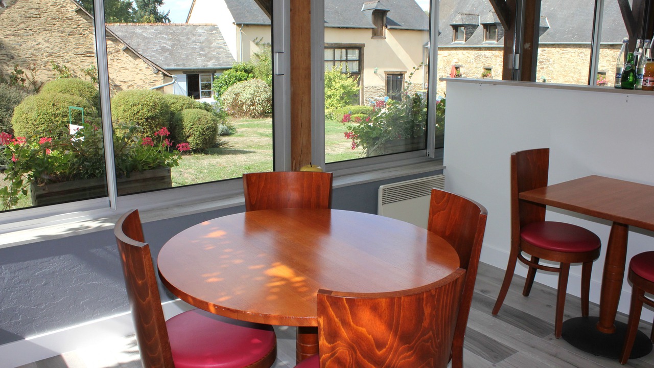 Photo of Others in Cesson-Sevigne