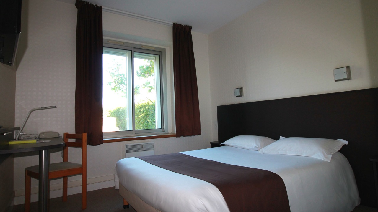 Photo of Bedroom in Cesson-Sevigne