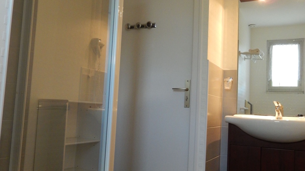 Photo of Bathroom in Cesson-Sevigne