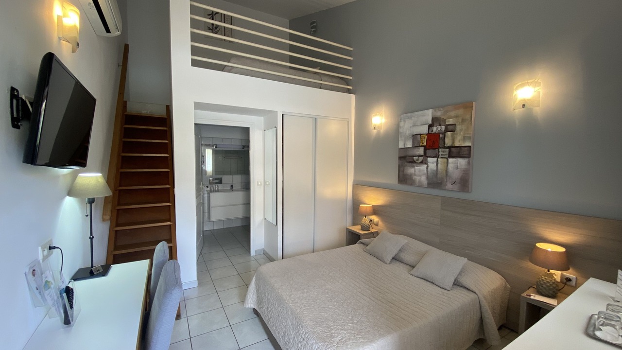 Photo of Bedroom in Aleria