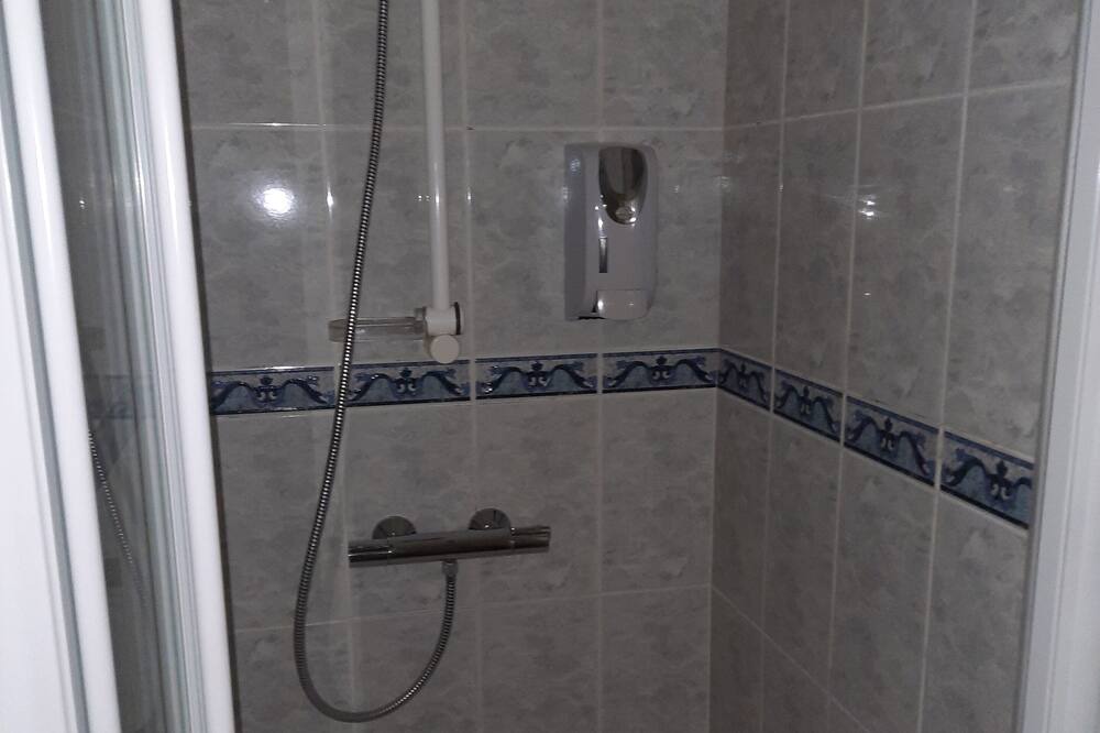 Photo of Bathroom in Angers
